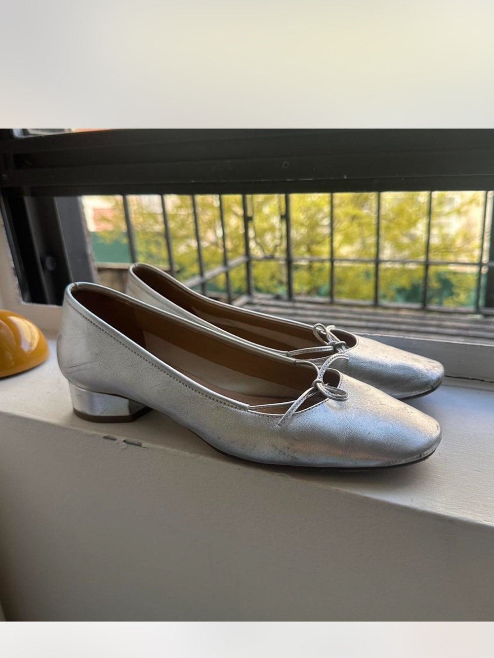 Aeyde Silver Ballet Flats